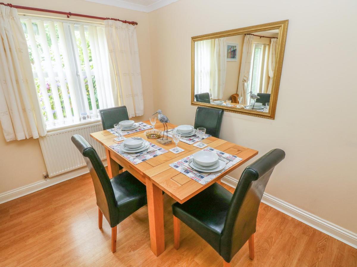 2 Primrose Cottage Saundersfoot Exterior photo